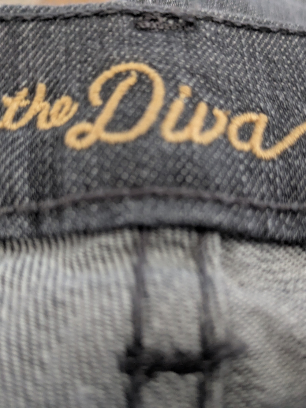 Dark Grey Old Navy Jeans diva style